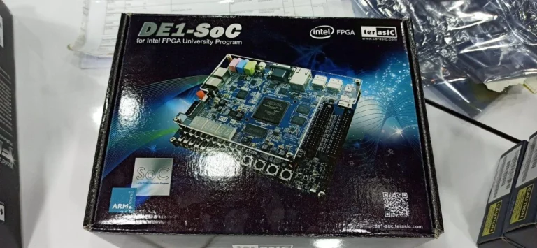02-DE1-SoC_04